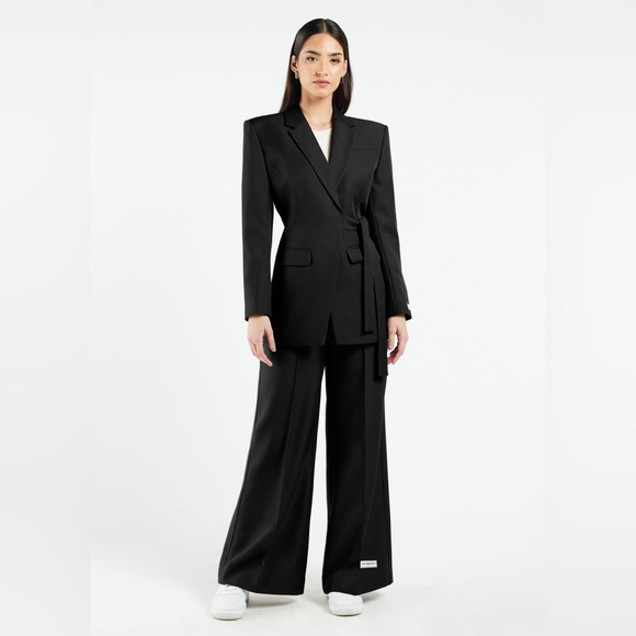 THE GIVING MOVEMENT Half-Tie Re-Form100© Blazer - Picture 3 of 16